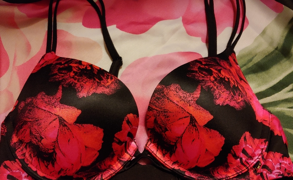Very Sexy Push up victoria secret 32B